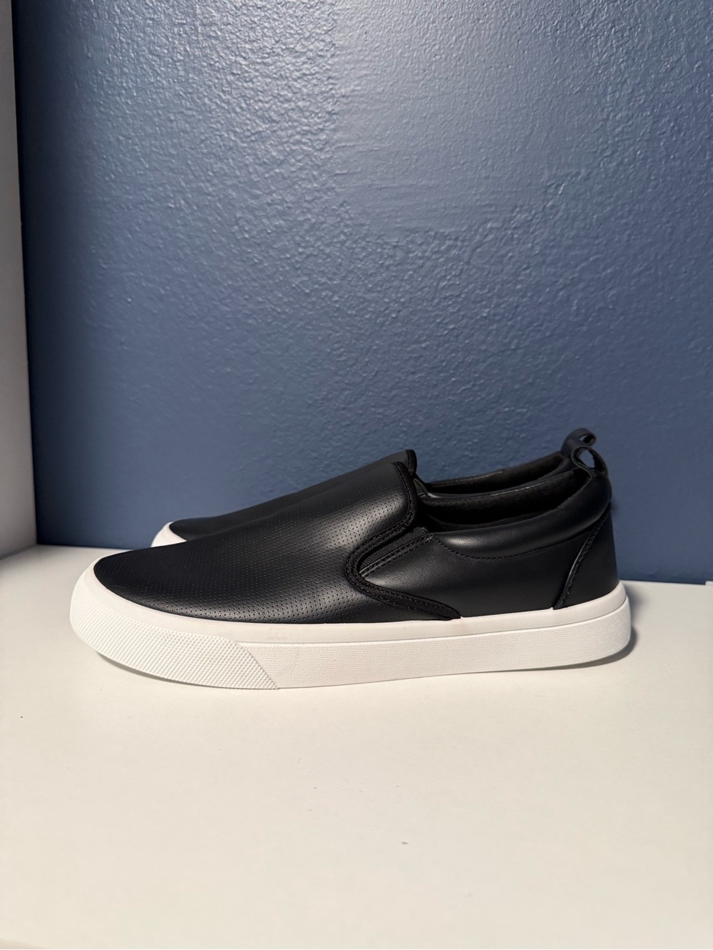 Maurices SuperCush Kate Black Perforated Faux Leather Slip On Sneakers Size 9